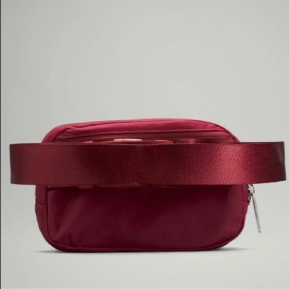 NWT * Lululemon Mulled Wine Everywhere Belt Bag